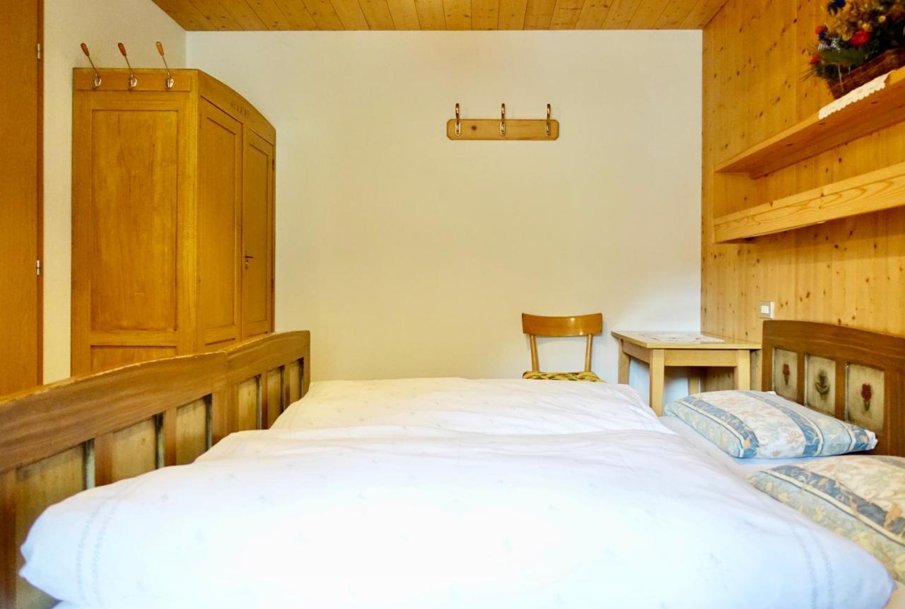 Ciasa Preroman App. Vista Castello Apartment San Martino in Badia Exterior photo